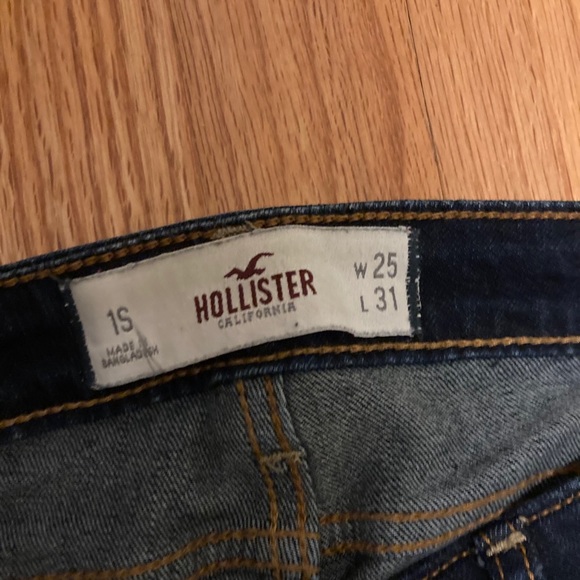 Hollister dark wash skinny jeans - Picture 4 of 5
